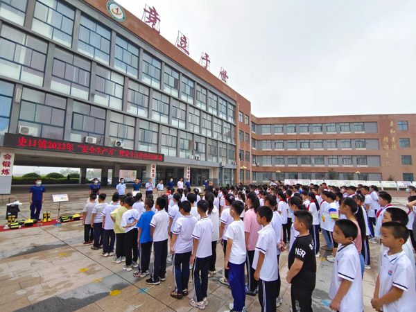 聚鑫汇安全进校园应急知识入心入脑