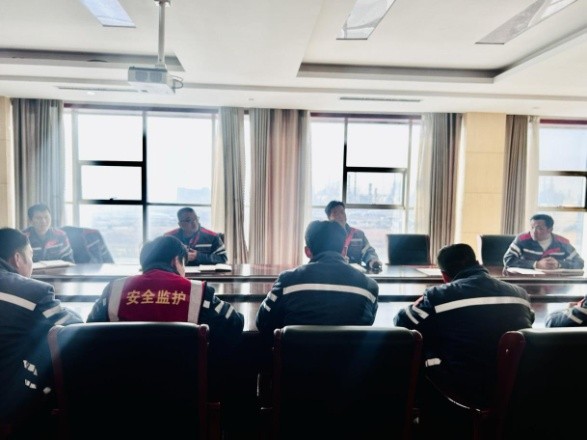 畅谈发展成就 ▏共话美好未来  聚鑫汇石化有限公司 召开第八期“我与总经理面对面”交流座谈会
